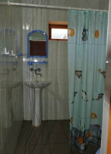 Фото номера Двухместный номер Гостиница Guest House on Ulitsa Lugovaya г. Черноморское 20