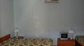 Фото номера Двухместный номер Гостиница Guest House on Ulitsa Lugovaya г. Черноморское 8