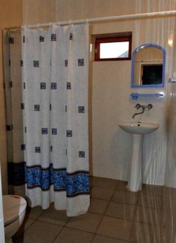 Фото номера Двухместный номер Гостиница Guest House on Ulitsa Lugovaya г. Черноморское 11
